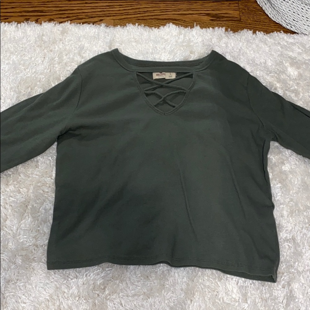 hollister green long sleeve with cross size L